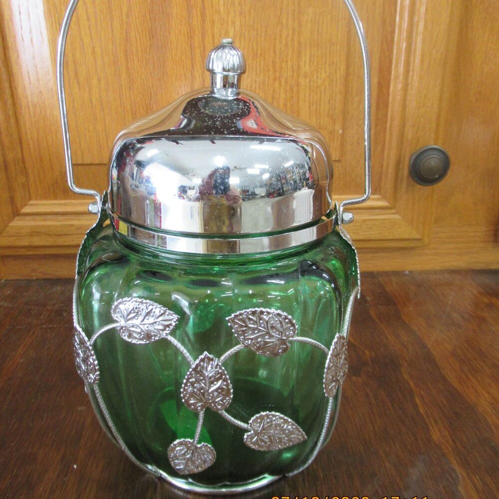 Emerald Green Candy Jar / Bisquit Jar with Ribbed Glass and Silver Tone Leaves